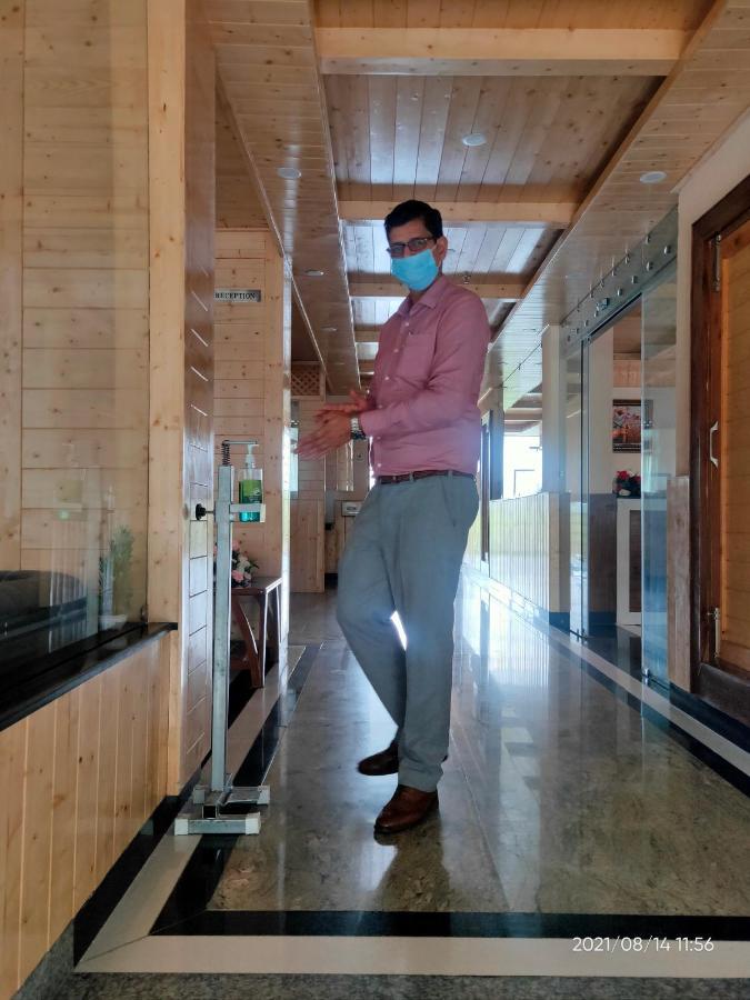 Suryansh Regency Manali Centrally Heated Air Cooled With Private Balconies Маналі Екстер'єр фото